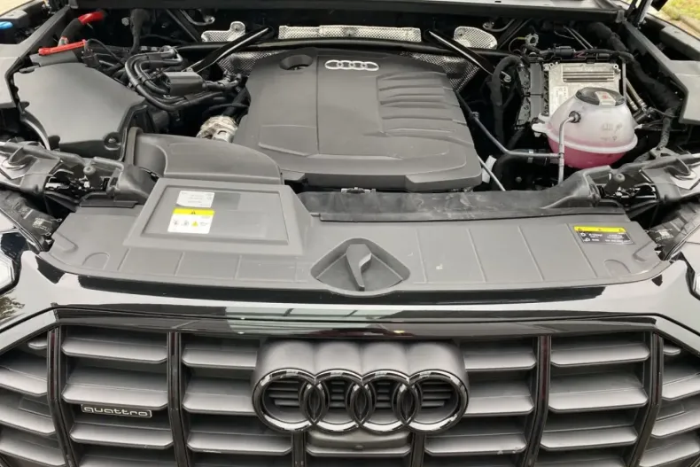 Audi Q5 din 2022 cu 75.991 km - oferta AUD152341 - foto 19