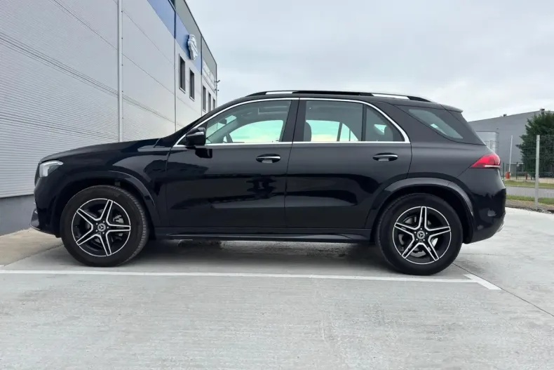 Mercedes-Benz GLE 300 din 2024 cu 22.000 km - oferta MER152345 - foto 8