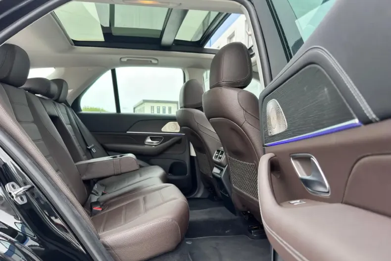 Mercedes-Benz GLE 300 din 2024 cu 22.000 km - oferta MER152345 - foto 14