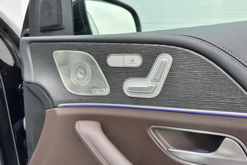 Mercedes-Benz GLE 300 din 2024 cu 22.000 km - oferta MER152345 - foto 17