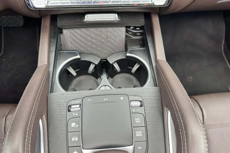 Mercedes-Benz GLE 300 din 2024 cu 22.000 km - oferta MER152345 - foto 21