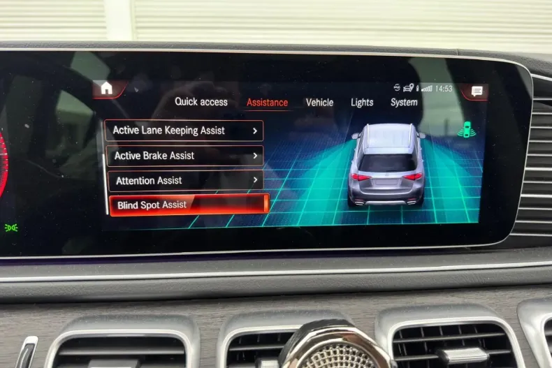 Mercedes-Benz GLE 300 din 2024 cu 22.000 km - oferta MER152345 - foto 24