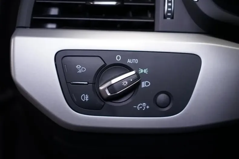 Audi A5 din 2020 cu 88.206 km - oferta AUD152351 - foto 15