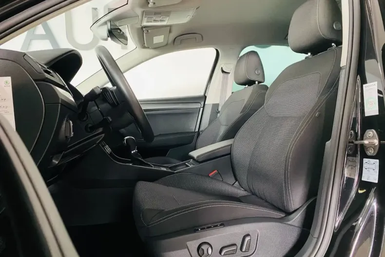 Skoda Superb din 2022 cu 82.690 km - oferta SKO152357 - foto 7