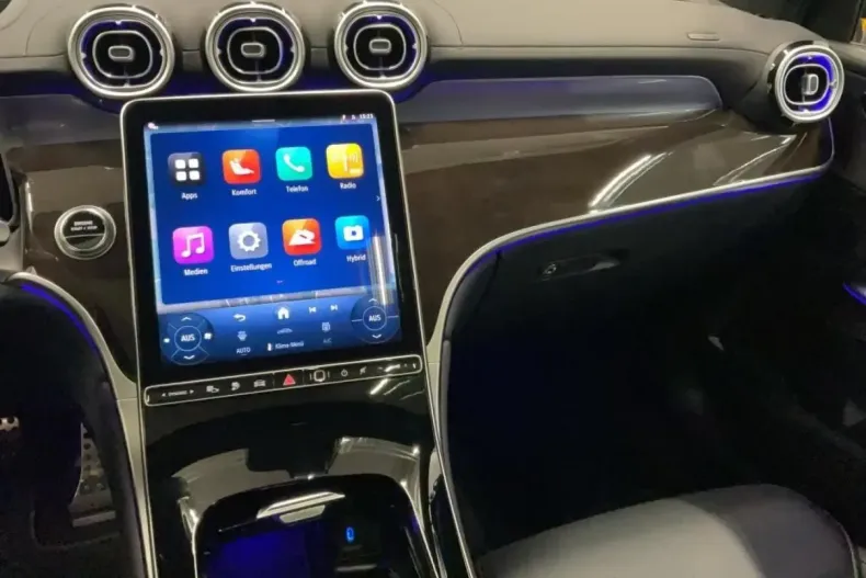 Mercedes-Benz GLC 300 din 2025 cu 10.412 km - oferta MER152358 - foto 8