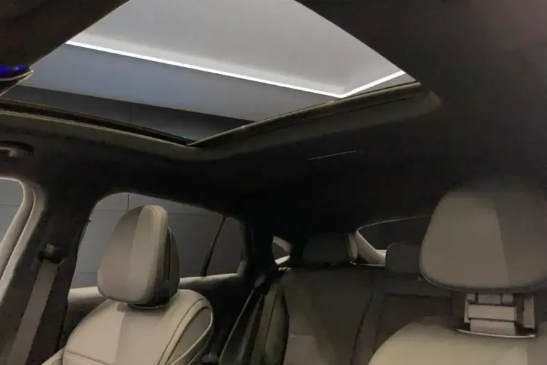 Mercedes-Benz GLC 300 din 2025 cu 10.412 km - oferta MER152358 - foto 12