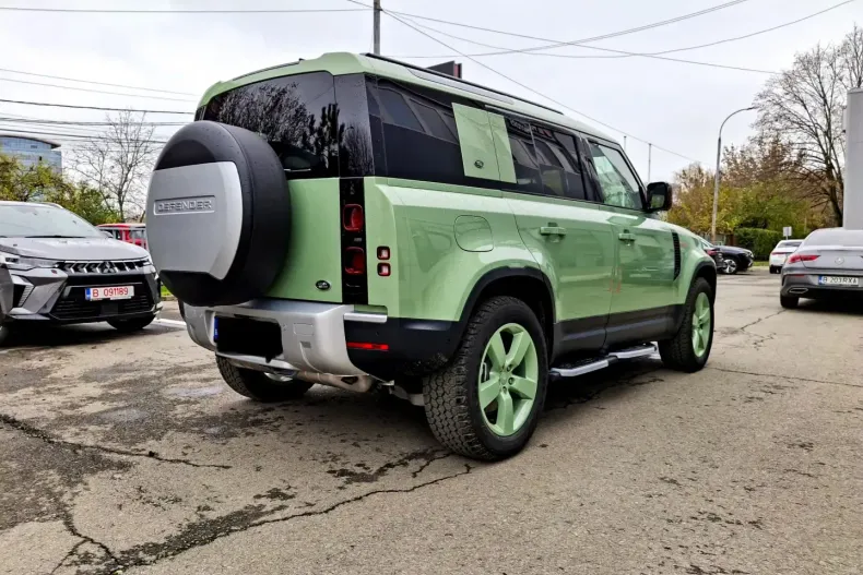 Land Rover Defender din 2023 cu 9.900 km - oferta LAN152360 - foto 5