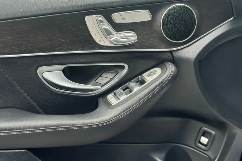 Mercedes-Benz C 200 din 2020 cu 69.800 km - oferta MER152364 - foto 17