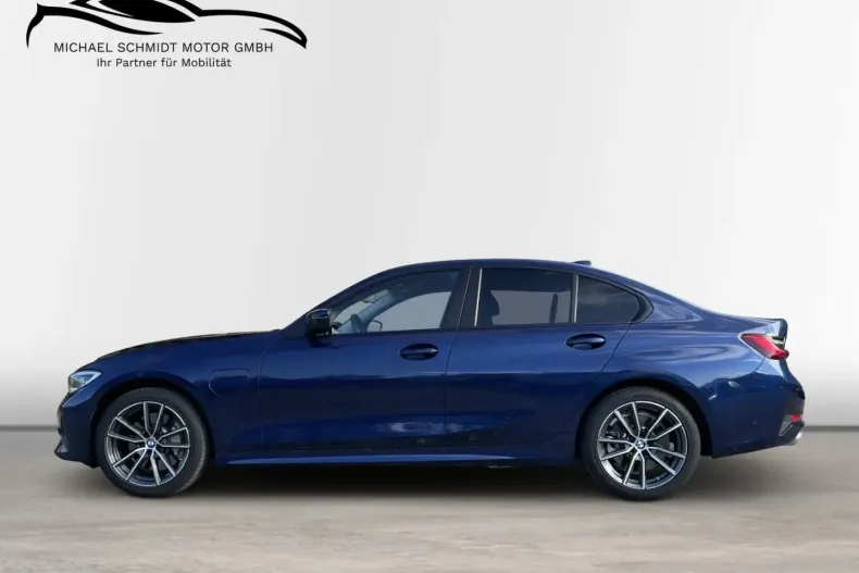 BMW 330 din 2020 cu 7.700 km - oferta BMW152366 - foto 2