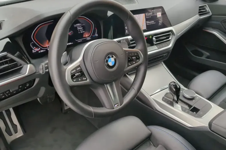 BMW 330 din 2022 cu 67.272 km - oferta BMW152372 - foto 8