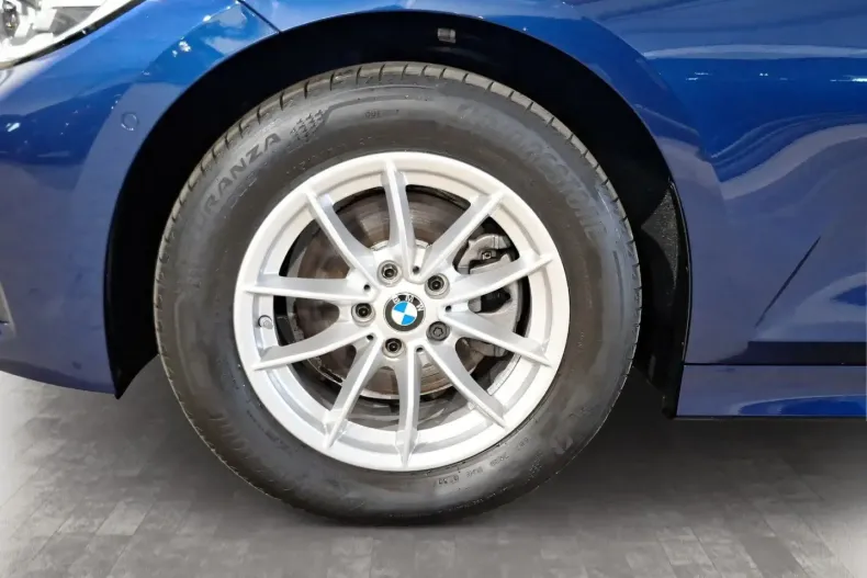 BMW 320 din 2020 cu 81.689 km - oferta BMW152373 - foto 9