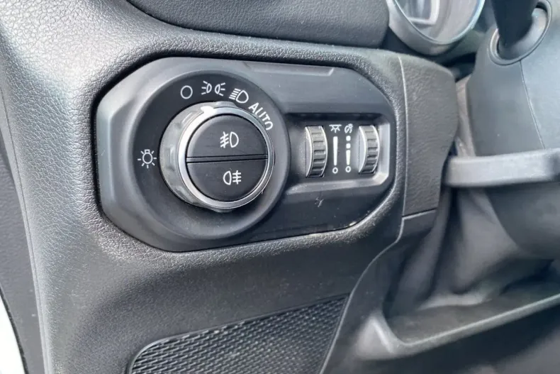 Jeep Wrangler din 2020 cu 53.826 km - oferta JEE152378 - foto 20