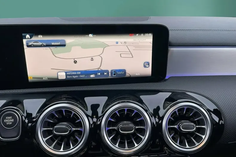 Mercedes-Benz CLA 250 din 2025 cu 7.950 km - oferta MER152381 - foto 16