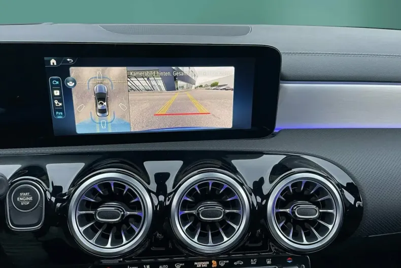 Mercedes-Benz CLA 250 din 2025 cu 7.950 km - oferta MER152381 - foto 17