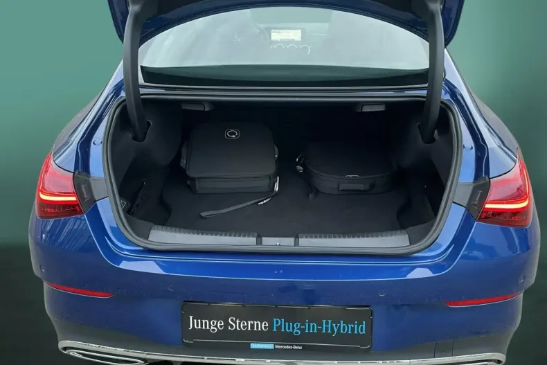 Mercedes-Benz CLA 250 din 2025 cu 7.950 km - oferta MER152381 - foto 18