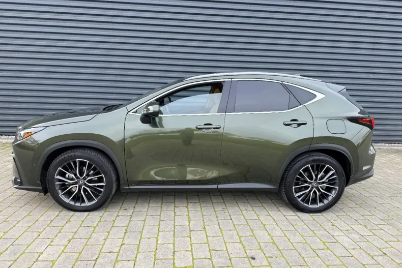 Lexus NX 350h din 2023 cu 17.500 km - oferta LEX152383 - foto 8
