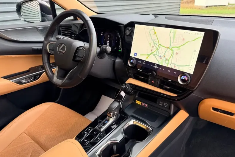 Lexus NX 350h din 2023 cu 17.500 km - oferta LEX152383 - foto 9