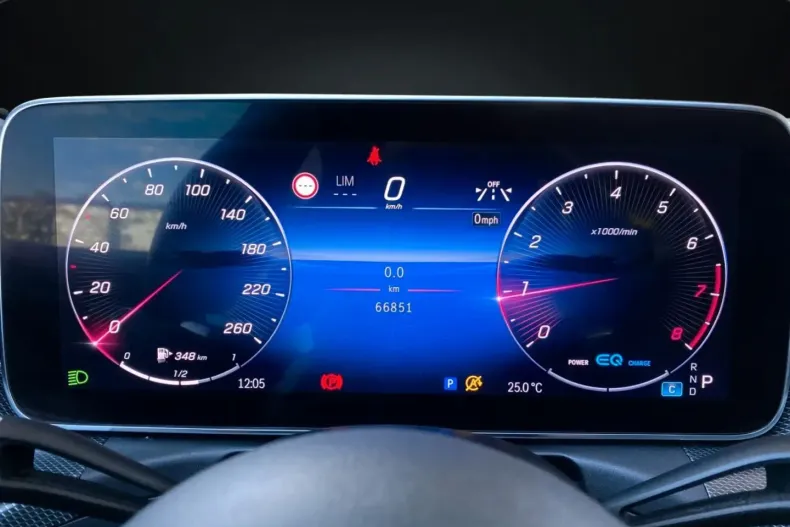 Mercedes-Benz C 180 din 2022 cu 66.850 km - oferta MER152390 - foto 12