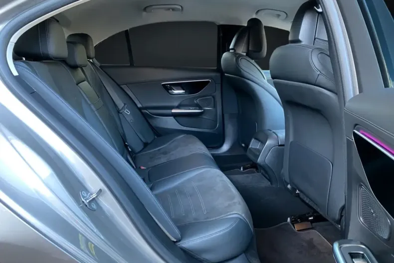 Mercedes-Benz C 180 din 2022 cu 66.850 km - oferta MER152390 - foto 17