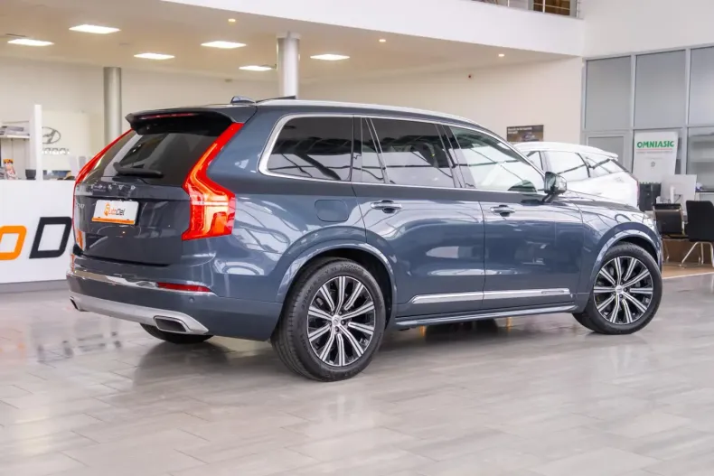 Volvo XC40 din 2020 cu 143.110 km - oferta VOL152394 - foto 8