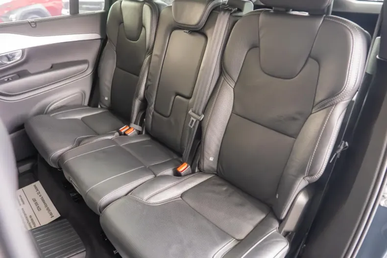 Volvo XC40 din 2020 cu 143.110 km - oferta VOL152394 - foto 25