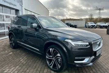 Volvo XC90 din 2024 - oferta VOL152398