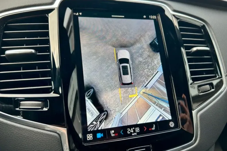 Volvo XC90 din 2024 cu 7.500 km - oferta VOL152398 - foto 11