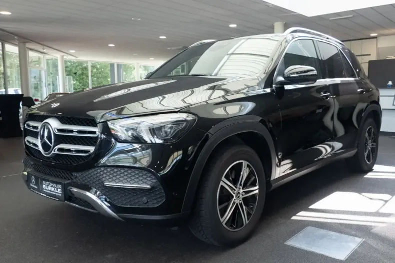 Mercedes-Benz GLE 300 din 2023 cu 49.478 km - oferta MER152403 - foto 2