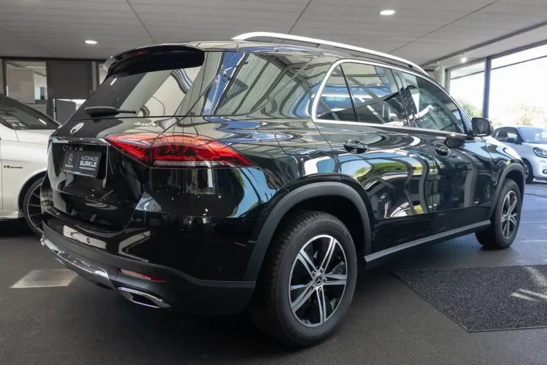 Mercedes-Benz GLE 300 din 2023 cu 49.478 km - oferta MER152403 - foto 5