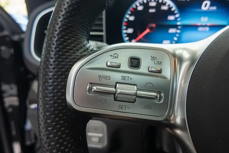 Mercedes-Benz GLE 300 din 2023 cu 49.478 km - oferta MER152403 - foto 12