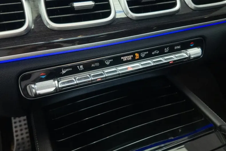 Mercedes-Benz GLE 300 din 2023 cu 49.478 km - oferta MER152403 - foto 15