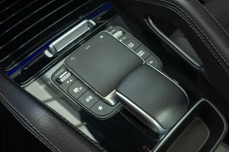 Mercedes-Benz GLE 300 din 2023 cu 49.478 km - oferta MER152403 - foto 17