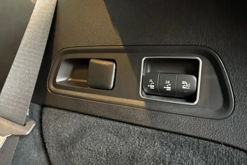 Mercedes-Benz GLS 350 din 2024 cu 12.136 km - oferta MER152406 - foto 19