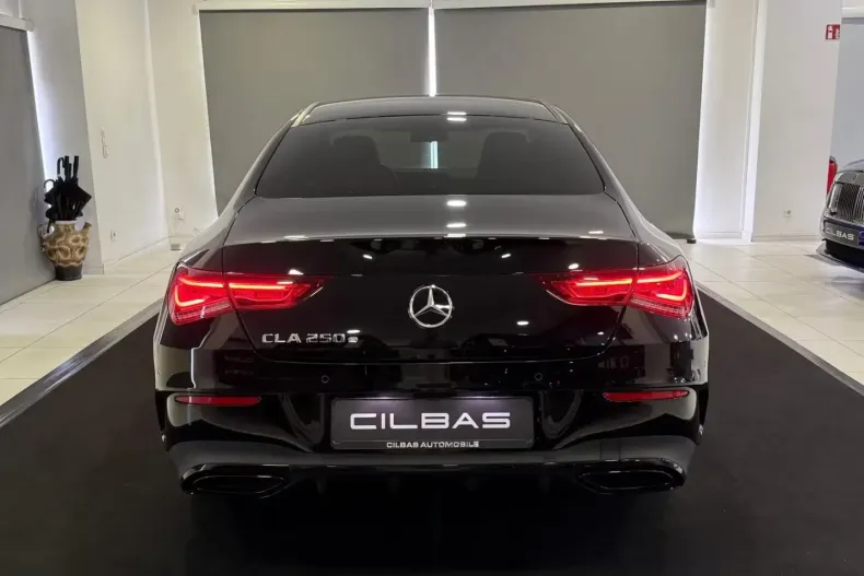 Mercedes-Benz CLA 250 din 2021 cu 37.000 km - oferta MER152413 - foto 10