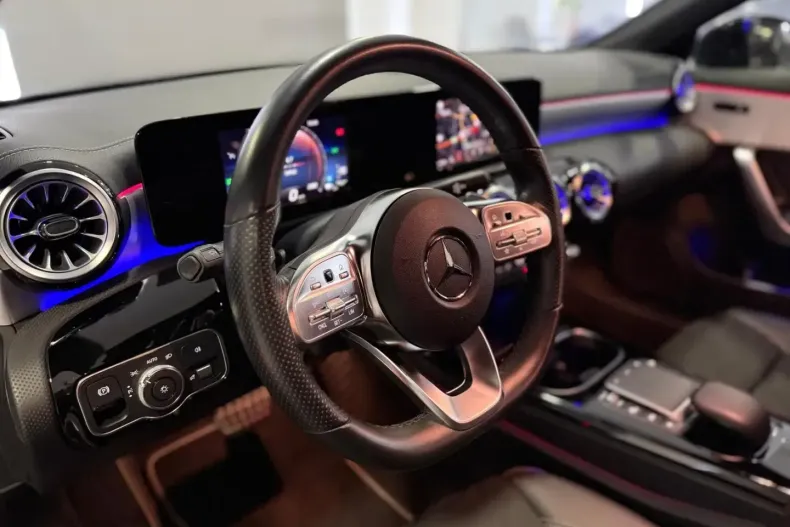 Mercedes-Benz CLA 250 din 2021 cu 37.000 km - oferta MER152413 - foto 13