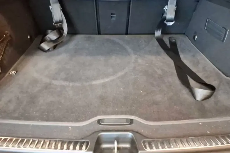 Mercedes-Benz GLC 300 din 2023 cu 61.242 km - oferta MER152417 - foto 5