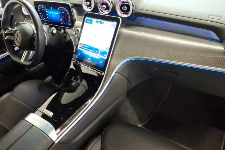 Mercedes-Benz GLC 300 din 2023 cu 61.242 km - oferta MER152417 - foto 7