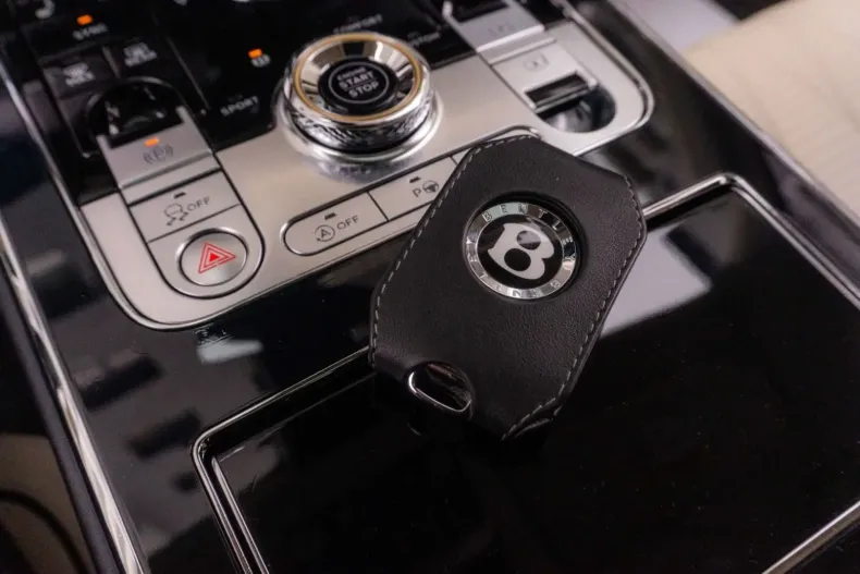 Bentley Flying Spur din 2020 cu 48.150 km - oferta BEN152418 - foto 23