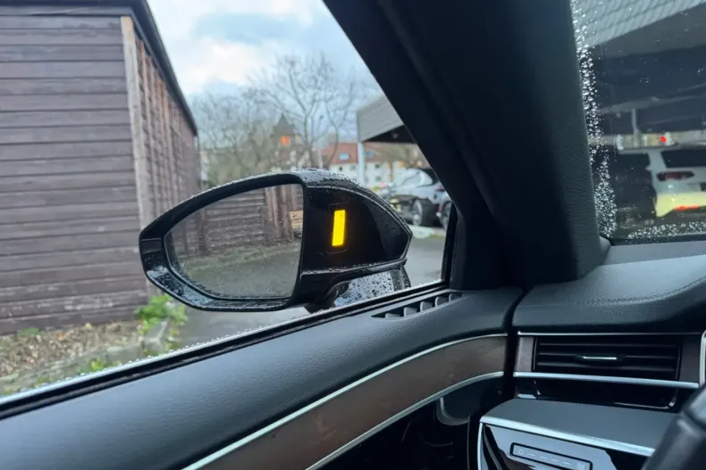 Audi A8 din 2021 cu 89.950 km - oferta AUD152424 - foto 34