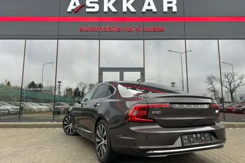 Volvo S90 din 2021 cu 40.504 km - oferta VOL152429 - foto 8