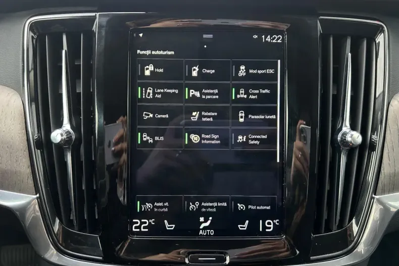 Volvo S90 din 2021 cu 40.504 km - oferta VOL152429 - foto 24