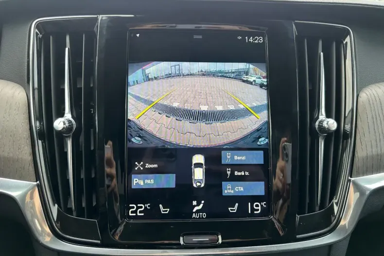 Volvo S90 din 2021 cu 40.504 km - oferta VOL152429 - foto 26