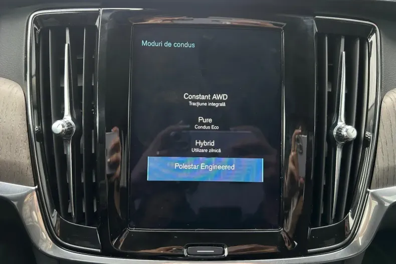 Volvo S90 din 2021 cu 40.504 km - oferta VOL152429 - foto 27