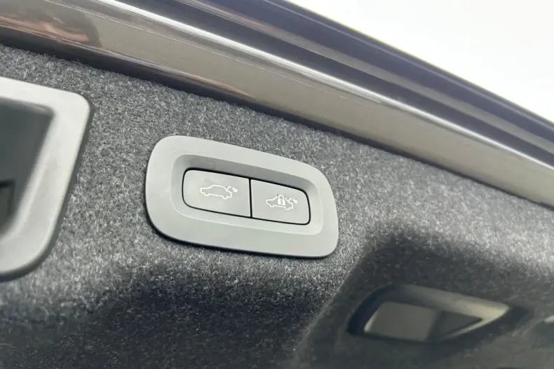 Volvo S90 din 2021 cu 40.504 km - oferta VOL152429 - foto 32