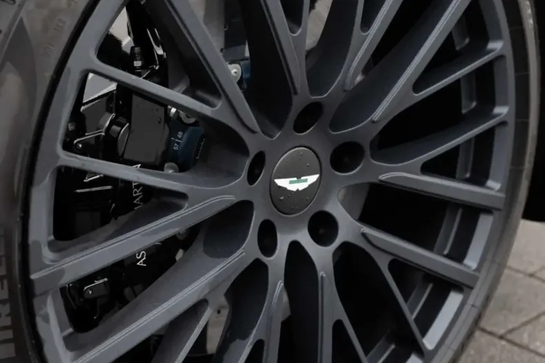 Aston Martin DBX din 2024 cu 11.300 km - oferta AST152432 - foto 19