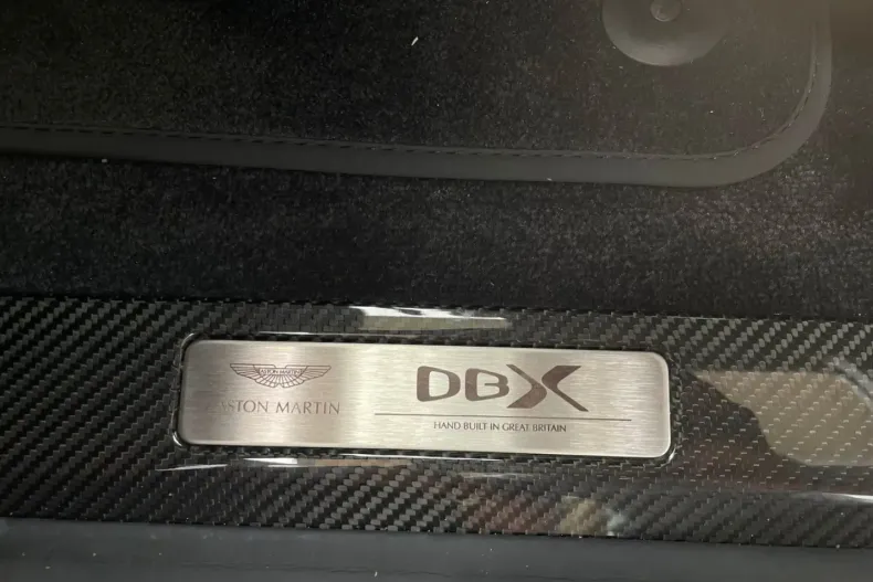 Aston Martin DBX din 2023 cu 10.000 km - oferta AST152433 - foto 12