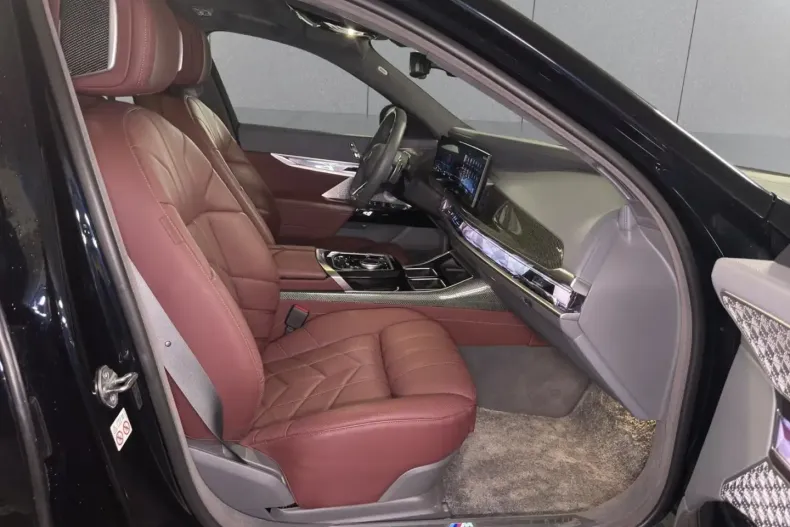 BMW 740 din 2024 cu 42.890 km - oferta BMW152435 - foto 10