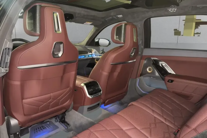 BMW 740 din 2024 cu 42.890 km - oferta BMW152435 - foto 13