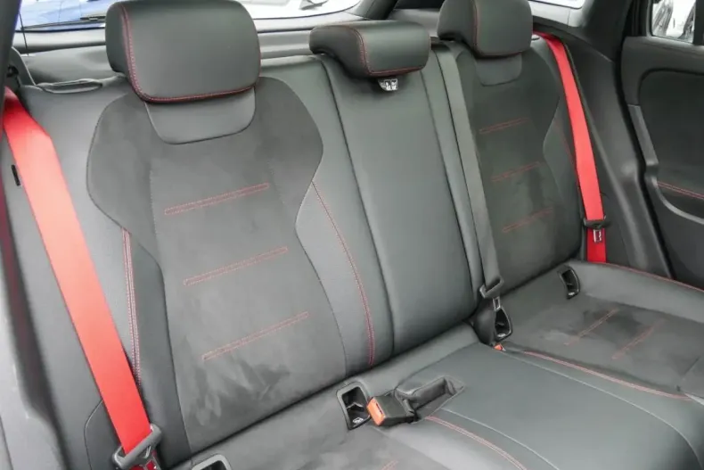 Mercedes-Benz GLA 35 AMG din 2023 cu 64.064 km - oferta MER152438 - foto 4