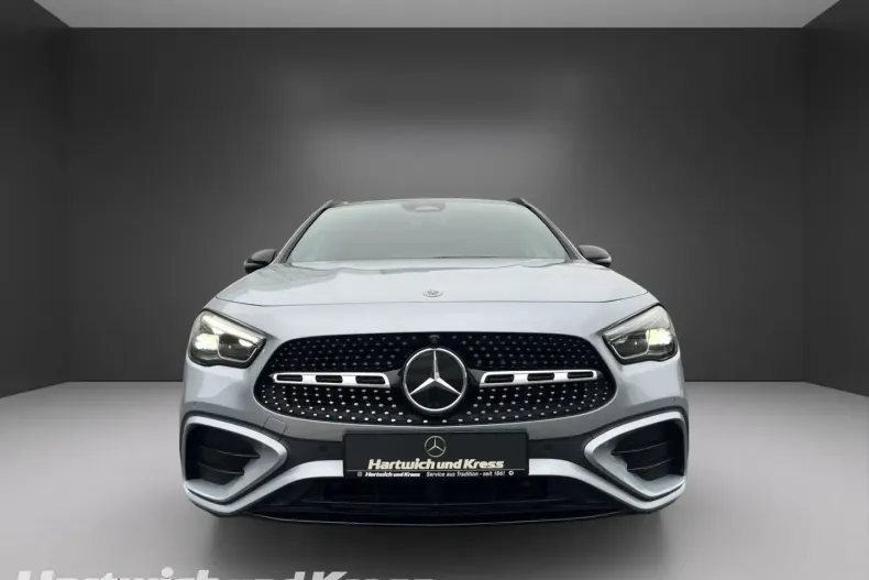 Mercedes-Benz GLA 220 din 2023 cu 47.490 km - oferta MER152441 - foto 3